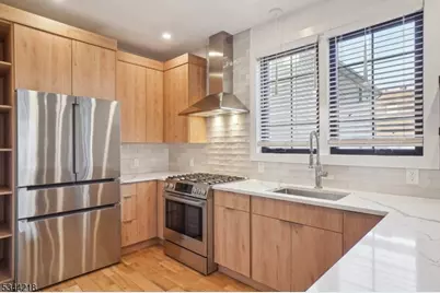 51 New St Unit #B, Montclair, NJ 07042 - Photo 6