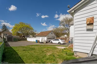 175 Duer St, North Plainfield, NJ 07060 - Photo 4