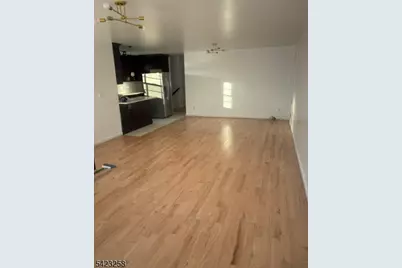 1019 E Grand St, Elizabeth, NJ 07201 - Photo 2