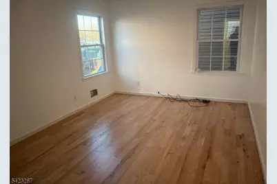 1019 E Grand St, Elizabeth, NJ 07201 - Photo 4