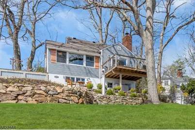 14 Bass Rock Rd, Hopatcong, NJ 07843 - Photo 2