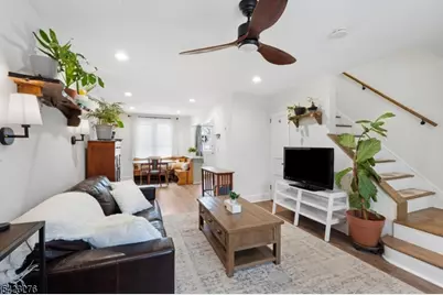 15 A Parkway Village, Cranford Township, NJ 07016 - Photo 2