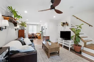 15A Parkway Village, Cranford Township, NJ 07016 - Photo 2