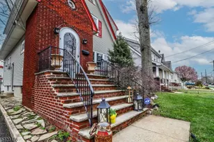 544 W Meadow Ave, Rahway, NJ 07065 - Photo 2