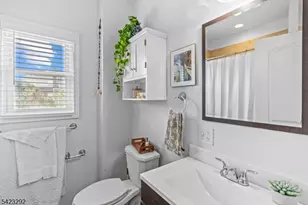 190 Stevens Ave, Cedar Grove, NJ 07009 - Photo 36