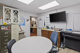 190 Stevens Ave, Cedar Grove, NJ 07009 - Photo 20