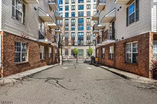 84 Union St, Newark, NJ 07105 - Photo 32
