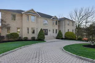 156 Washington Dr, Watchung, NJ 07069 - Photo 1