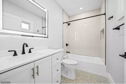 100 Kansas St #1, Hackensack, NJ 07601 - Photo 10