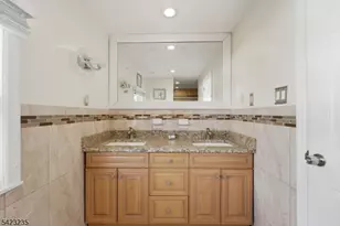 35 Bedford St, East Orange, NJ 07018 - Photo 16