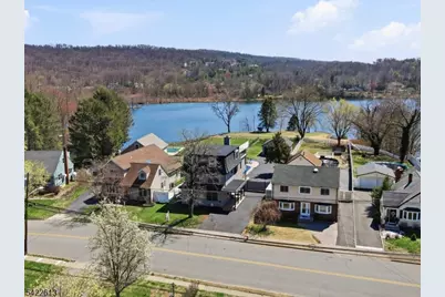 1074 Colfax Ave, Pompton Lakes, NJ 07442 - Photo 42