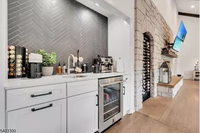 16 E Greenbrook Rd, North Caldwell, NJ 07006 - Photo 10