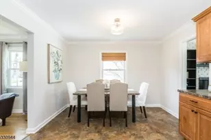 7 Evergreen Terrace, Millburn, NJ 07041 - Photo 8