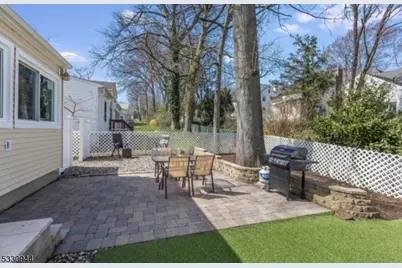 7 Evergreen Ter, Millburn, NJ 07041 - Photo 26