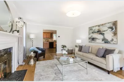 7 Evergreen Ter, Millburn, NJ 07041 - Photo 4