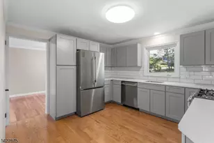 59 Albright Cir, Madison, NJ 07940 - Photo 10