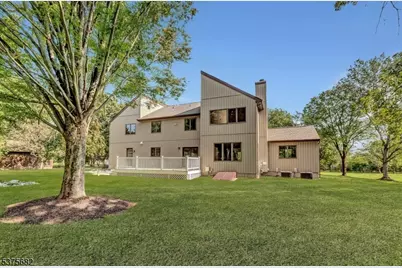 16 Dorland Farm Ct, Montgomery Township, NJ 08558 - Photo 10