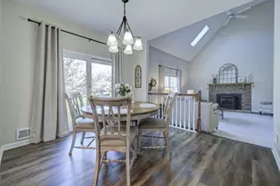 18 Danberry Dr, East Amwell Township, NJ 08551 - Photo 8