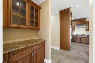 42 Kanouse Ln, Montville Township, NJ 07045 - Photo 10