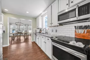 15 Margaret Dr, Montville Township, NJ 07058 - Photo 4