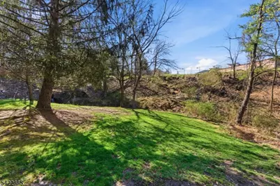 60 Tanager Ct, Wayne, NJ 07470 - Photo 40