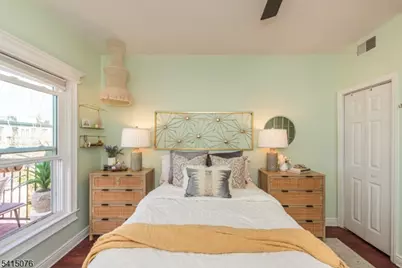 352 7th St #6, Jersey City, NJ 07302 - Photo 8