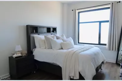 1 Carriage City Plz 1710, Rahway, NJ 07065 - Photo 6