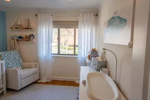 166 Sandcastle Key, Secaucus, NJ 07094 - Photo 4