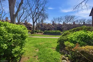 166 Sandcastle Key, Secaucus, NJ 07094 - Photo 26