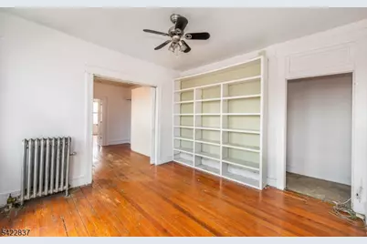 66 Gautier Ave #3R, Jersey City, NJ 07306 - Photo 16