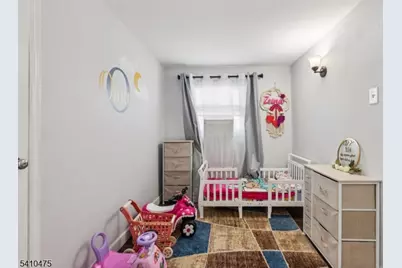 41 Pinetree Dr, Sayreville, NJ 08859 - Photo 16