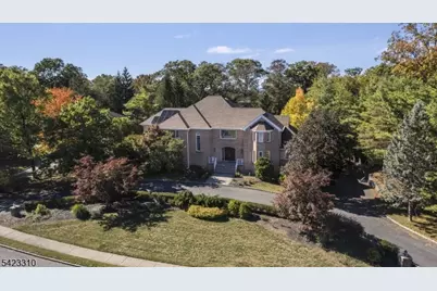 26 Mountain Ridge Dr, Livingston, NJ 07039 - Photo 2