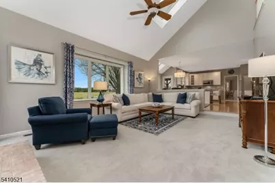 11 Messenger Ln, Raritan Township, NJ 08551 - Photo 12