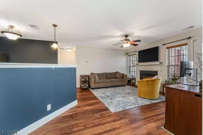 138 Old Farm Dr #138, Allamuchy Township, NJ 07838 - Photo 10