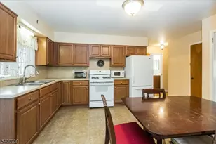 261 Terhune Ave., Passaic, NJ 07055 - Photo 10