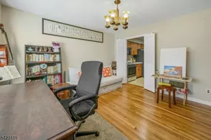 14 Pembroke Dr, Mendham, NJ 07945 - Photo 8