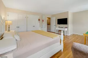 14 Pembroke Dr, Mendham, NJ 07945 - Photo 18