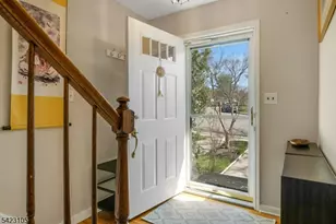 14 Pembroke Dr, Mendham, NJ 07945 - Photo 6