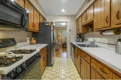 14 Pembroke Dr, Mendham, NJ 07945 - Photo 14