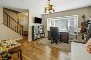 14 Pembroke Dr, Mendham, NJ 07945 - Photo 8