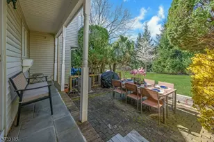 14 Pembroke Dr, Mendham, NJ 07945 - Photo 28