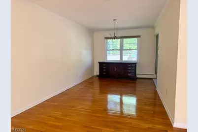 2 Eisenhower Rd, Closter, NJ 07624 - Photo 8