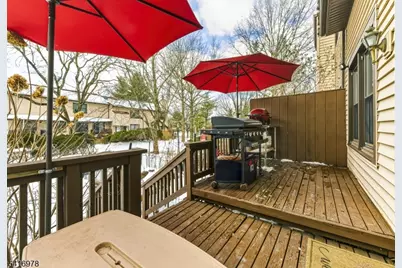 8 Chelsea Cir, Raritan Township, NJ 08822 - Photo 28