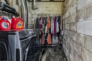 8 Chelsea Cir, Raritan Township, NJ 08822 - Photo 14