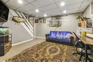 8 Chelsea Cir, Raritan Township, NJ 08822 - Photo 16