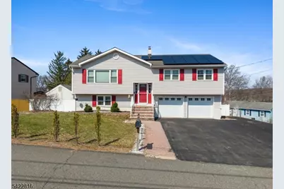 1 North Way, Hopatcong, NJ 07843 - Photo 2