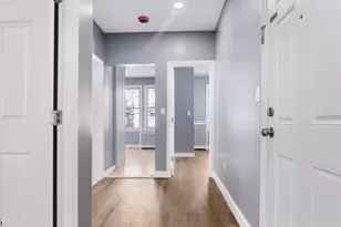 19 Newfield St, East Orange, NJ 07017 - Photo 4