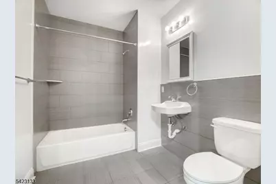 90 Clinton Ave #204, Newark, NJ 07114 - Photo 12