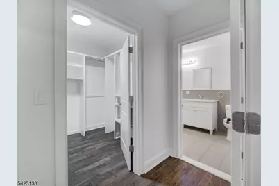 90 Clinton Ave #204, Newark, NJ 07114 - Photo 16