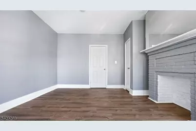 126 N 14th St, East Orange, NJ 07017 - Photo 6